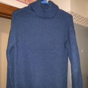 SOLD!!!! American Eagle Turtle neck Sweater